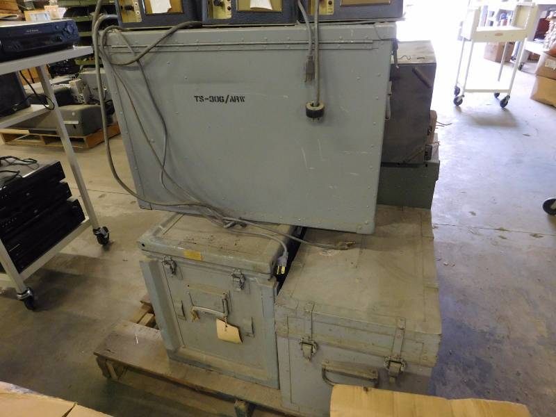 lot 61 image: Military Cases, Western Union Electronics