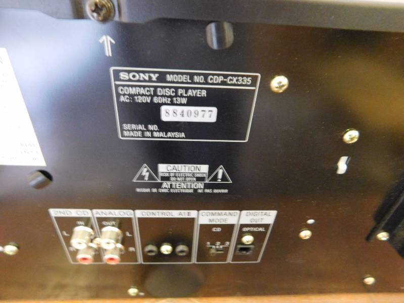 lot 84 image: Sony Mega Storage 300CD, CDP-CX335