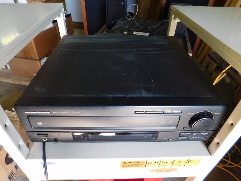 lot 85 image: Marantz Multi Laser Disc Player LV500, Powered On