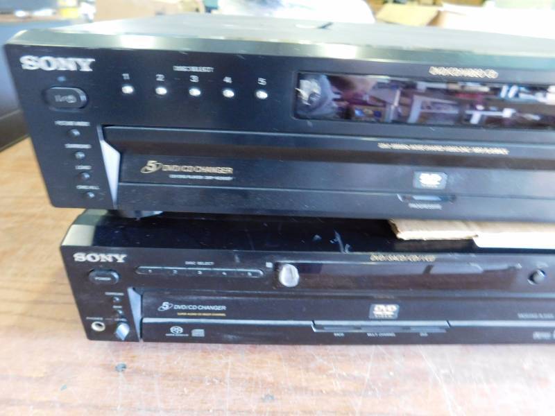 lot 86 image: 2 Sony CDDVD Changers, Models DVP-NC655P and DVP-NC650V, Both Units Powered on