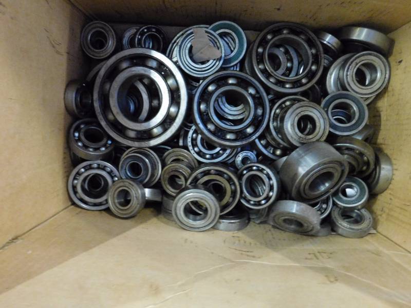lot 95 image: Assorted Ball Bearings, Various Sizes