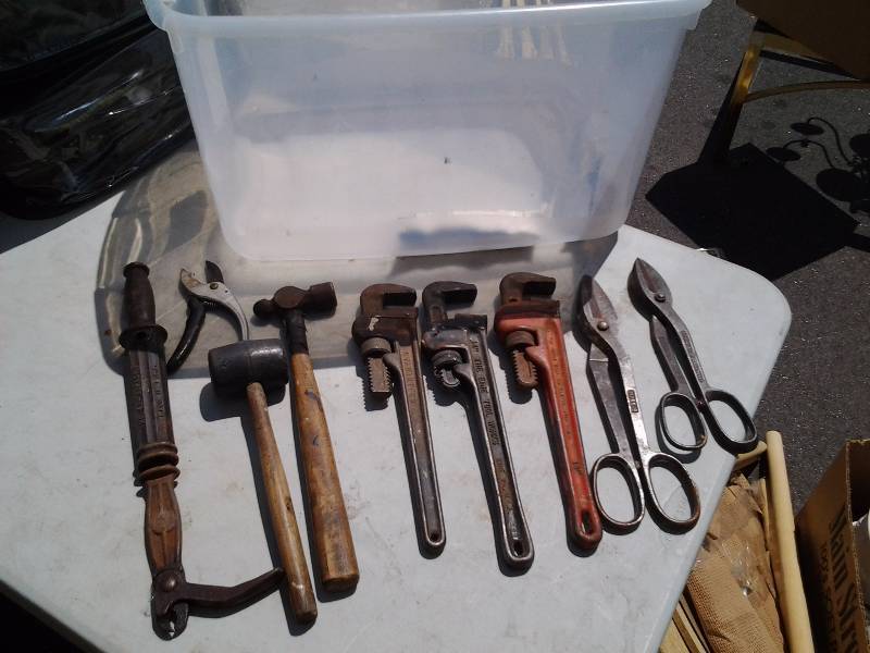 lot 6 image: Tote With Tools, Shears, Pipe Wrenches, Hammers, Nail Puller