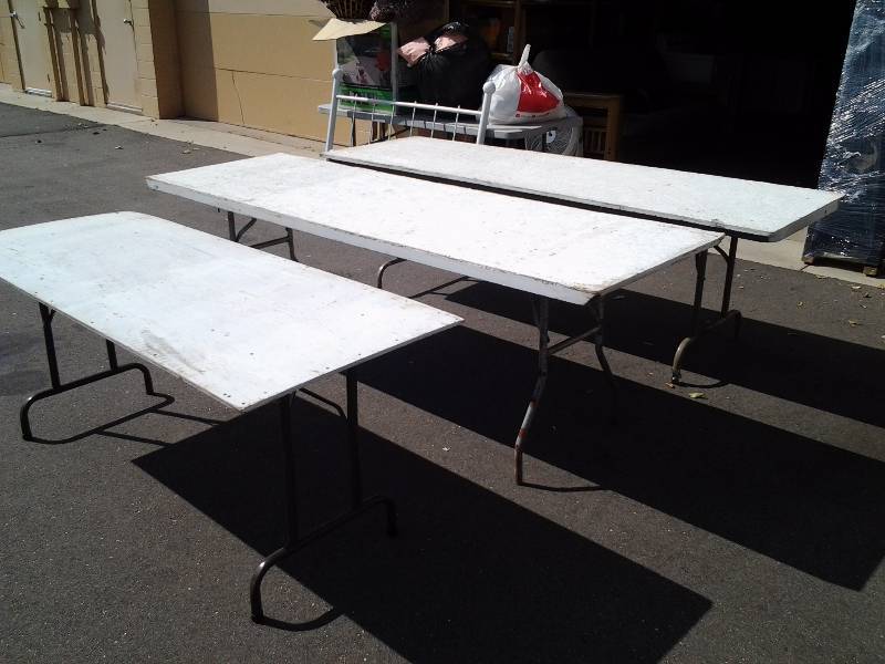 lot 19 image: 3-Banquet Tables