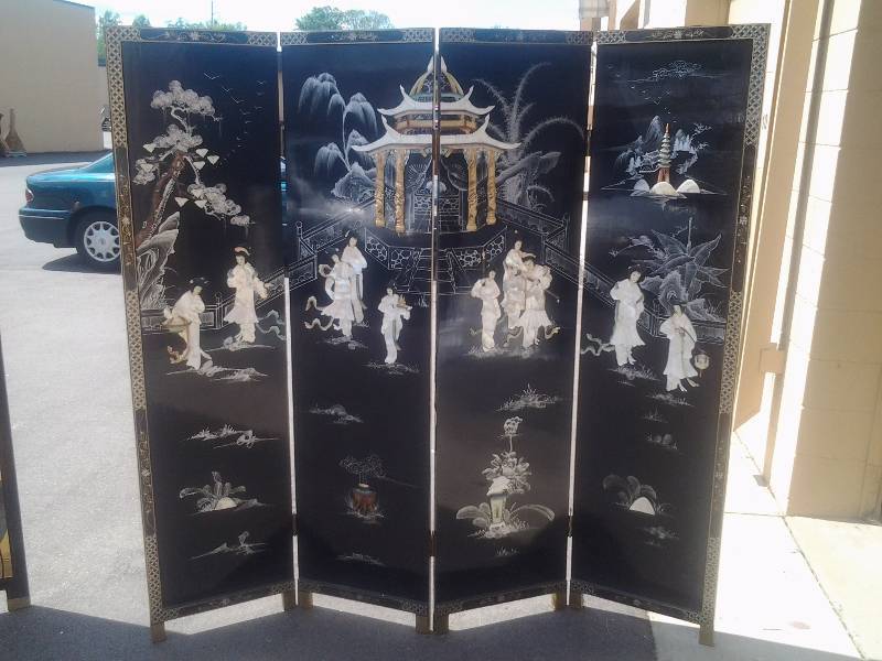 lot 75 image: 6x6 Oriental 4-Panel Room Divider Screen With Alabaster Details