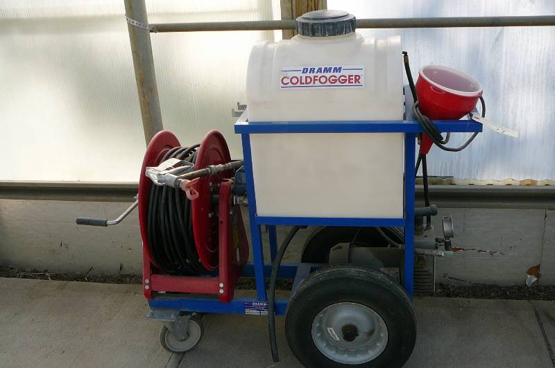 lot 17 image: Dramm RRH Cold Fogger