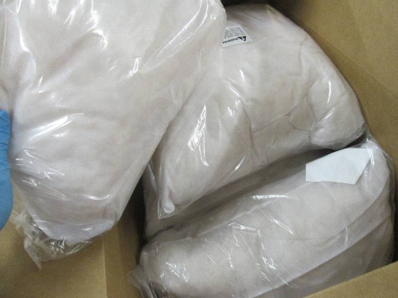 lot 7 image: Lot of 5 - 16 inch Square Pillows- ...