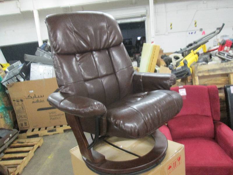 lot 56 image: Mahogany Swivel Chair with Reclinin...