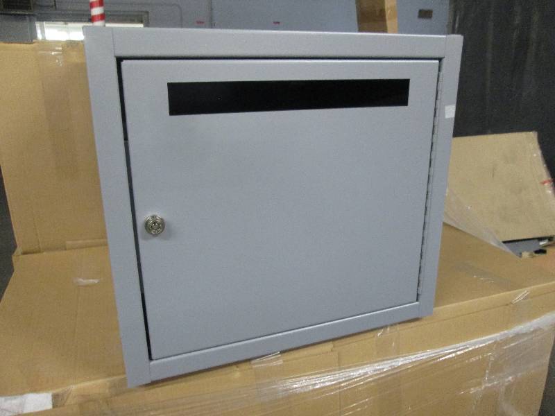 lot 197 image: Metal Locked Drop Box 20Wx20Dx18H i...
