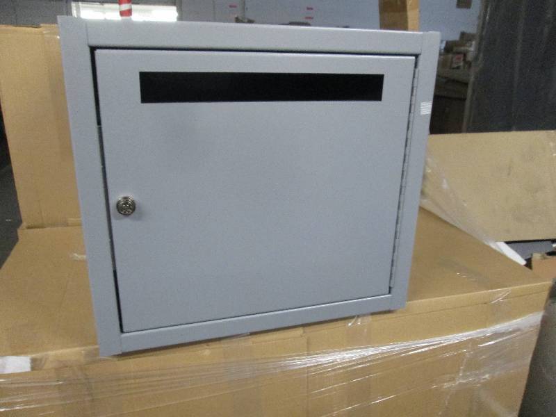 lot 204 image: Metal Locked Drop Box 20Wx20Dx18H i...