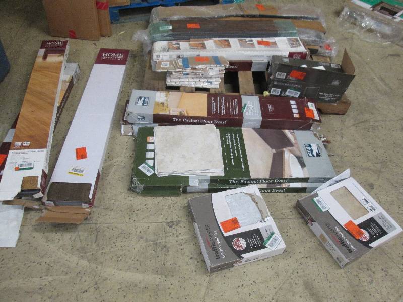 lot 237 image: Large Lot of Assorted Flooring & Ti...