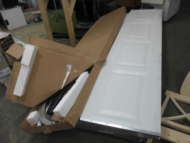 lot 262 image: Complete 4 Panel Insulated Garage D...