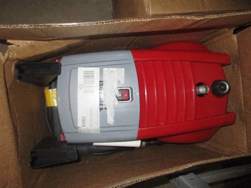 2 1700 psi pressure washers