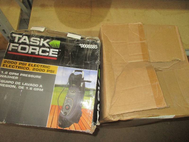 2 Taskforce 2000 psi pressure washers