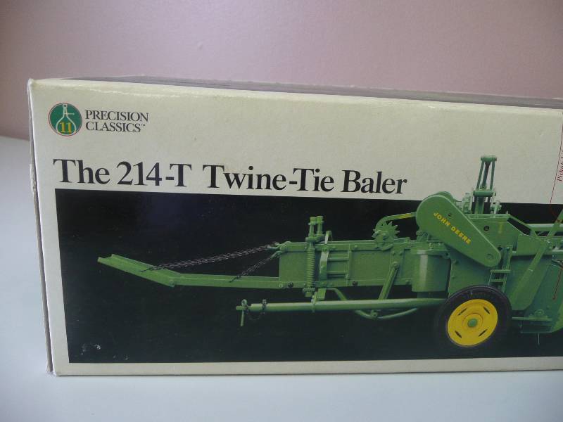 lot 22 image: Precision Classics - 1997 Ertl Collectibles, John Deer The 214-T Twine-Tie Baler - Still In Box - See Pictures