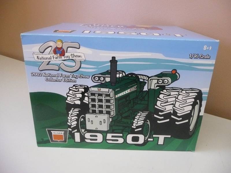 lot 52 image: Ertl Inc. 2002 National Farm Toy Show Collector Edition 116 Scale Oliver 1950-T Tractor - Mint, New In Box - See Pictures