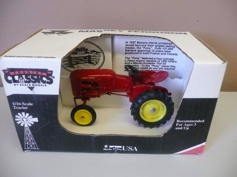 lot 60 image: Country Classics By Scale Models - Massey-Harris 116 Scale - Made In USA - New In Box - See Pictures