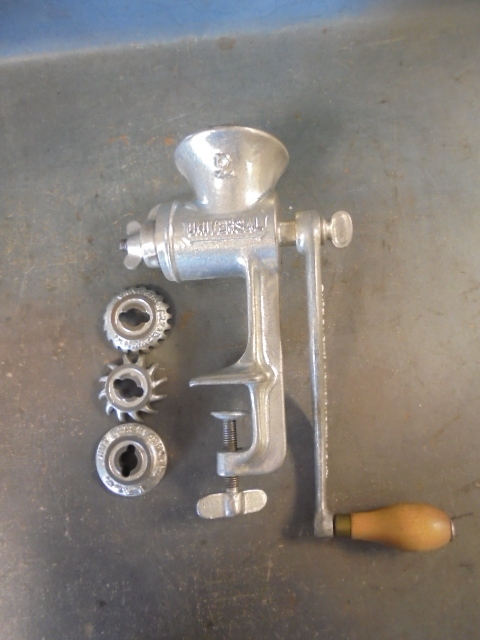 lot 28 image: Universal Meat Grinder
