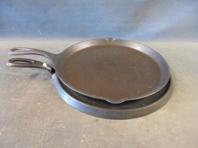 lot 30 image: Griswold Cast Iron Griddles