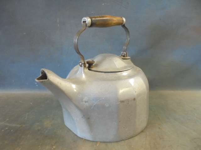 lot 50 image: Griwold Cast Aluminium Kettle