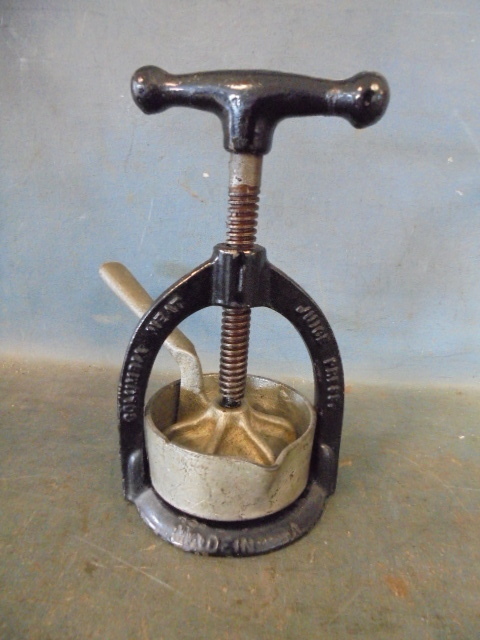 lot 155 image: Juice Press