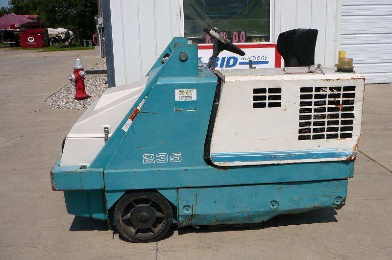 Tennant Sweeper