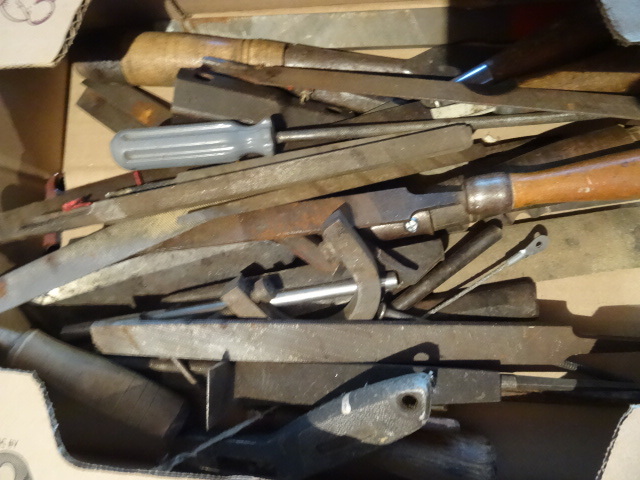lot 9 image: Misc files, chisels, and more...