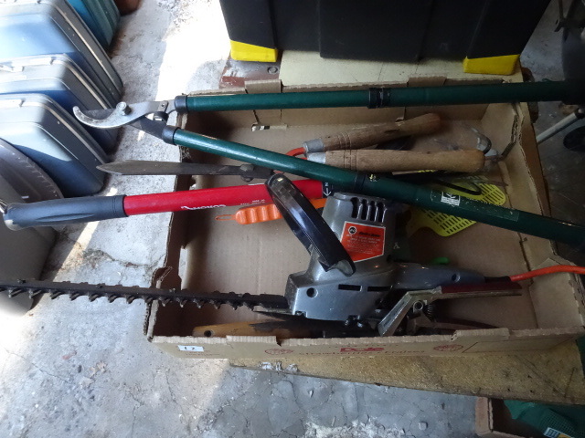 lot 12 image: Black and Decker electric hedge tri...