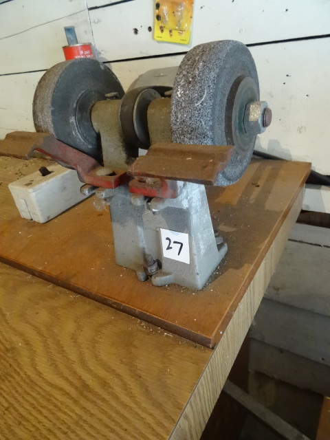 lot 27 image: Electric bench grinder. 110 volt...