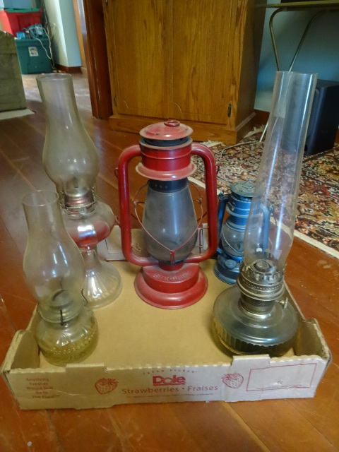 lot 71 image: 3 vintage oil lamps. 2 vintage rail...