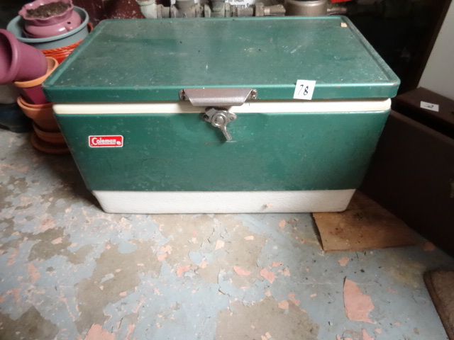 lot 78 image: Colman cooler...