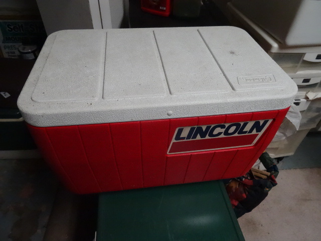 lot 81 image: Coleman cooler...