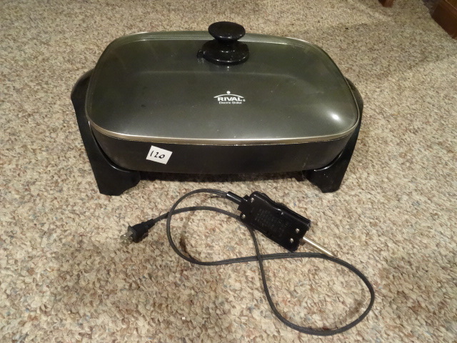 lot 120 image: Electric griddle. 16. Rival...
