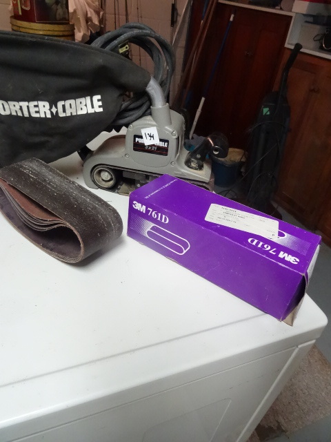 lot 134 image: Porter Cable 3 x 21 belt sander. Mo...