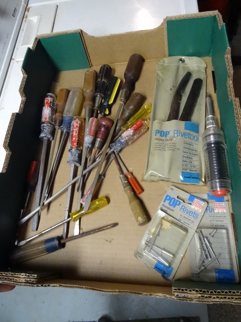 lot 148 image: Misc screw drivers. Pop rivet gun...