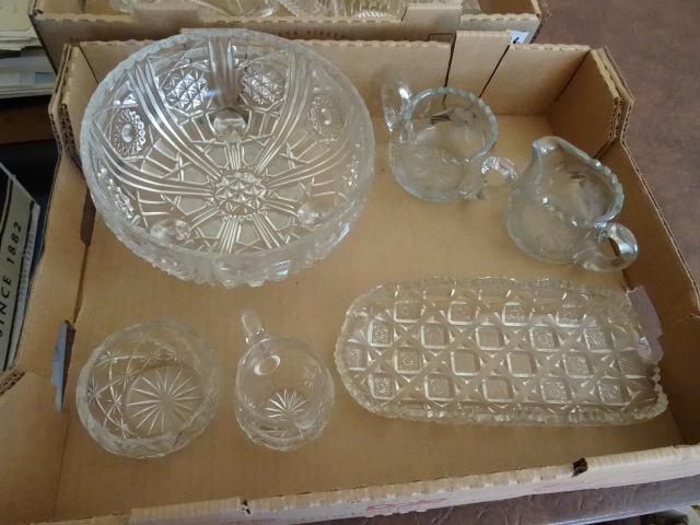 lot 169 image: Misc glassware. Clear...