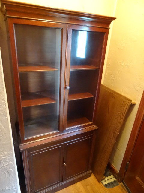lot 205 image: Vintage hutch. 2 glass doors on top...
