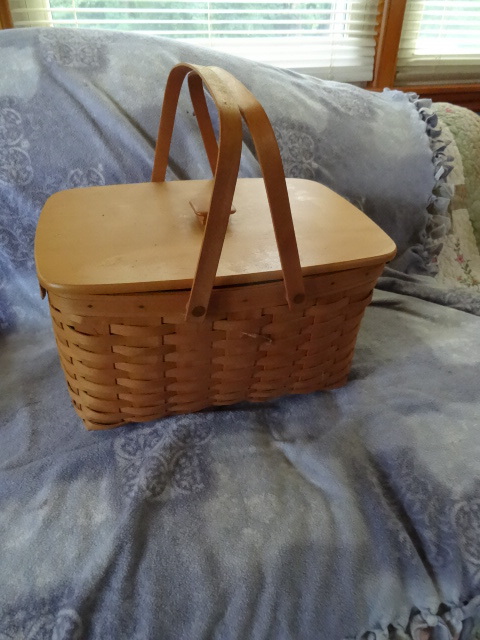 lot 220 image: Longaberger basket with cover. Fabr...