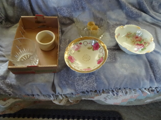 lot 229 image: Variety of glassware. Bowls. Vase...