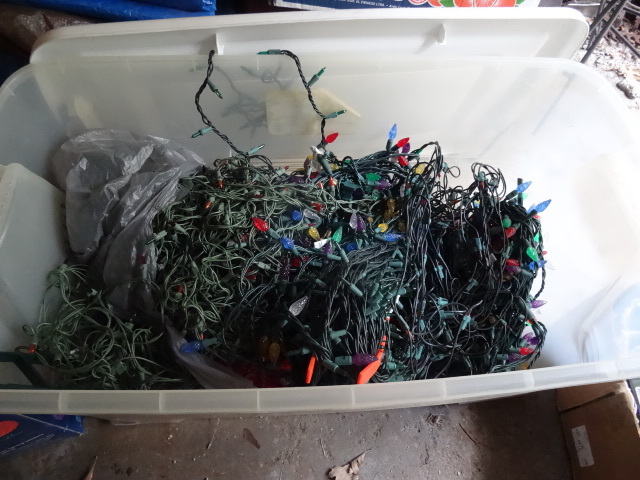 lot 247 image: Variety of Christmas lights. Starli...