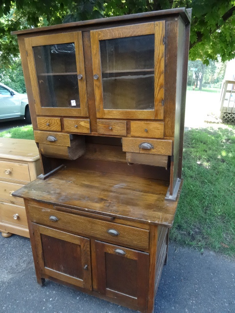 lot 254 image: Vintage wood bakers cupboard. 2 pie...