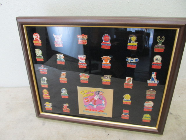 lot 83 image: Early 90s NBA Team Pin Set