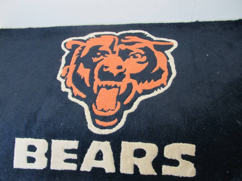 lot 27 image: Chicago Bears Floor Rug