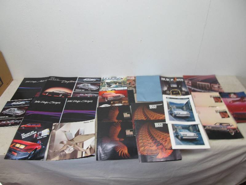 lot 47 image: Lot of Vintage BUICK Auto Brochures