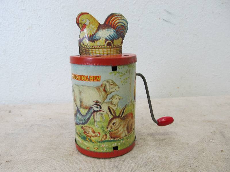 lot 61 image: Vintage German Tin Clucking Hen Toy