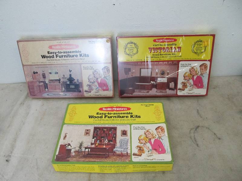 lot 74 image: 3 Vintage Dollhouse Furniture Kits - 2 sealed