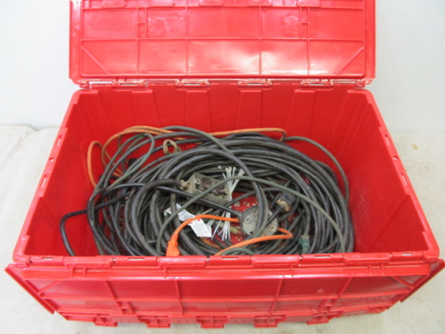 lot 91 image: Lot of Extension Cords wTote
