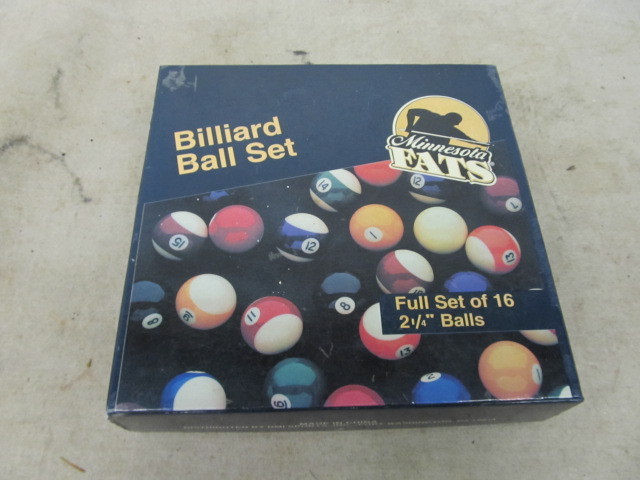 lot 103 image: Complete Minnesota Fats Billiard Ball Set