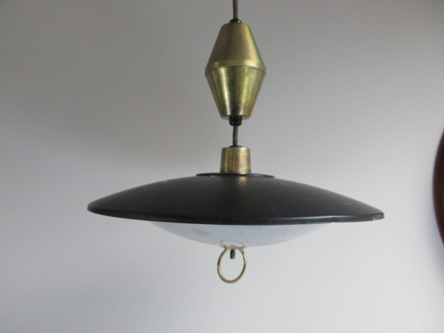 lot 115 image: Vintage Mid Century Hanging UFO Lamp by Star Lite