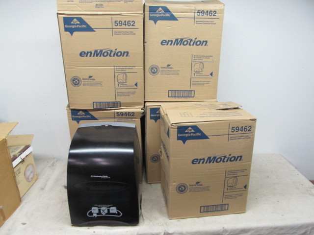lot 182 image: 6 Commercial Kimberly Clark Professional Paper Towel Dispensers