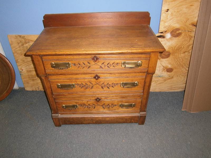 lot 131 image: Antique Hand Carved Wooden Commode Night Stand